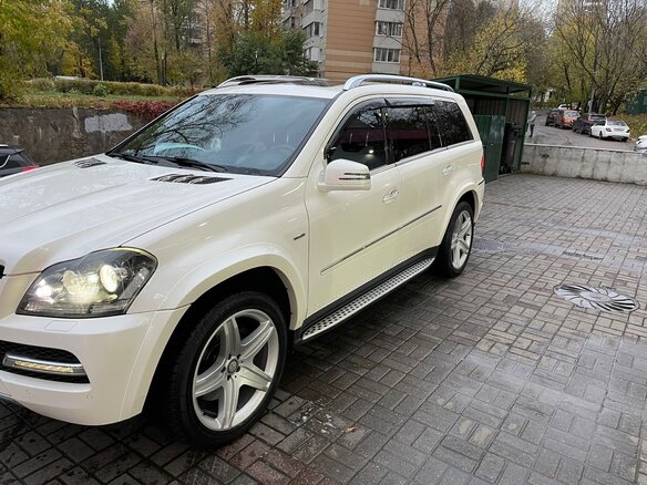 2012 Mercedes-Benz GL-Класс 350 I (X164) Рестайлинг, белый, 3100000 рублей - вид 6