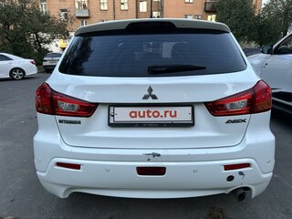 2011 Mitsubishi ASX I, белый, 1380000 рублей, вид 3