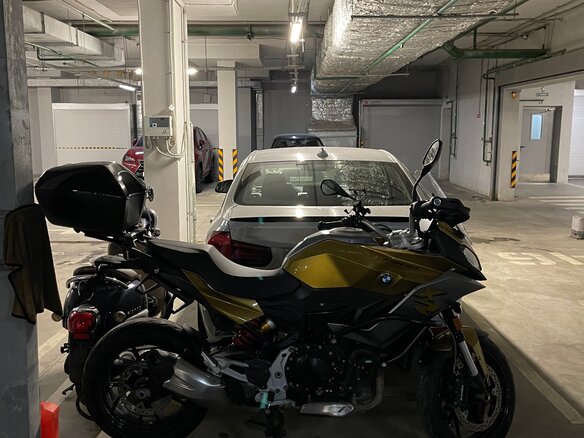 2020 BMW F 900 XR, золотистый, 1200000 рублей - вид 11
