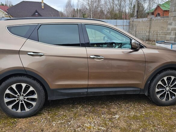 2013 Hyundai Santa Fe III, коричневый, 2050000 рублей - вид 5
