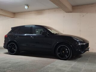 2014 Porsche Cayenne S II Рестайлинг (958), чёрный, 2600000 рублей, вид 1