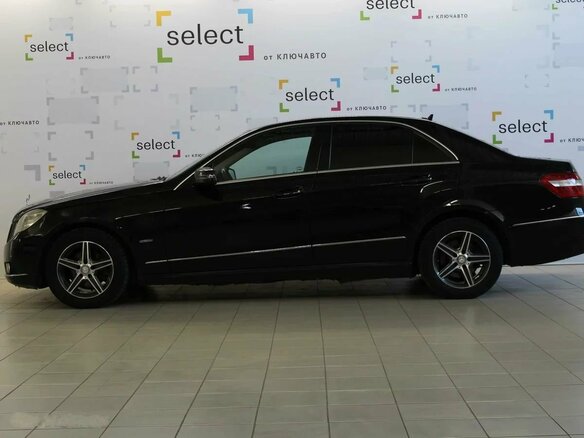 2009 Mercedes-Benz E-Класс 220 5G-Tronic IV (W212, S212, C207), чёрный - вид 2