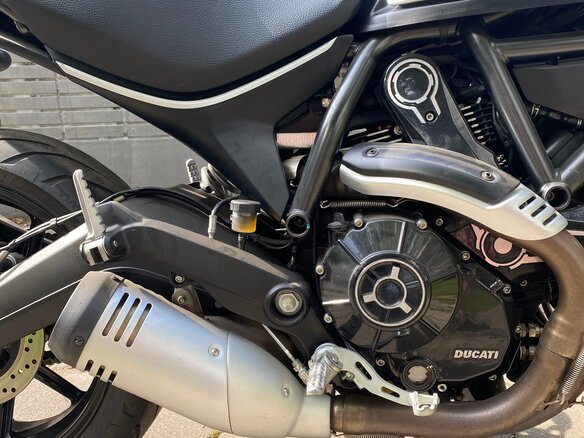 2020 Ducati Scrambler 800, серебристый, 920000 рублей - вид 32