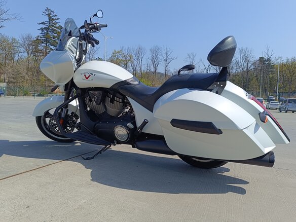 2015 Victory Cross Country, белый, 1250000 рублей - вид 9