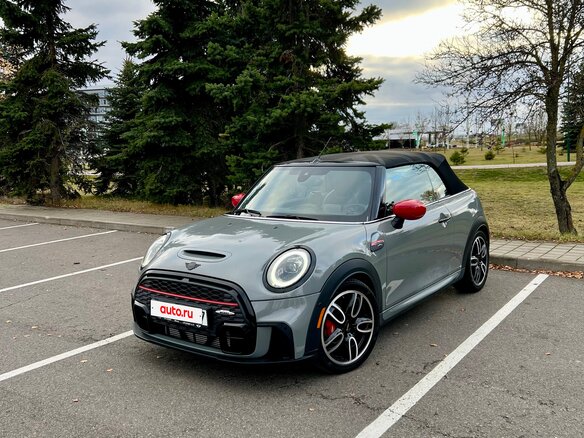 2019 Mini Cabrio JCW John Cooper Works III Рестайлинг, серый, 2100000 рублей - вид 1