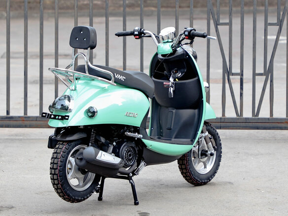 2024 VMC (Vento) Retro, зелёный, 94000 рублей - вид 3