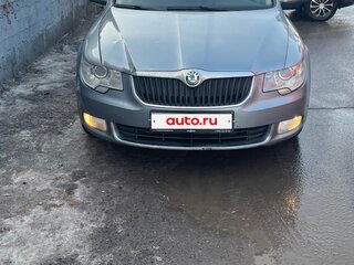 2010 Skoda Superb DSG II, серый, 720000 рублей, вид 2
