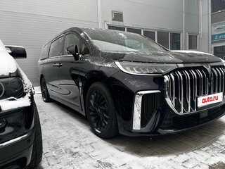 2023 Voyah Dream I, фиолетовый, 5500000 рублей, вид 2