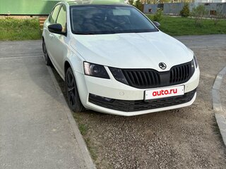 2017 Skoda Octavia III (A7) Рестайлинг, белый, 1500000 рублей, вид 2