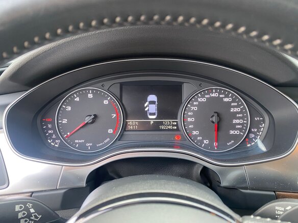 2015 Audi A6 IV (C7) Рестайлинг, белый, 1850000 рублей - вид 8