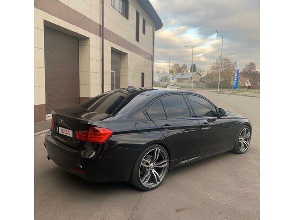 2014 BMW 3 серии 320i xDrive VI (F3x), чёрный - вид 2