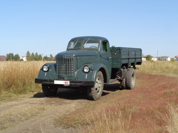 1959 Урал УралЗиС 355, зелёный, 1600000 рублей - вид 1