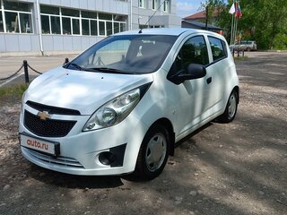 2013 Chevrolet Spark III, белый, 670000 рублей, вид 1