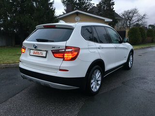 2011 BMW X3 28i xDrive II (F25), белый, 1999999 рублей, вид 3