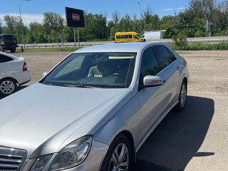 2010 Mercedes-Benz E-Класс 300 IV (W212, S212, C207), серебристый, 1800000 рублей, вид 1