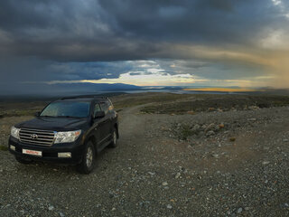 2008 Toyota Land Cruiser 200 Series, чёрный, 2900000 рублей, вид 1