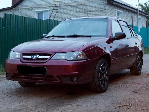 2011 Daewoo Nexia I Рестайлинг, пурпурный, 250000 рублей - вид 1