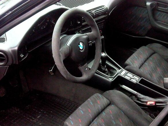 1990 BMW 5 серии 535i III (E34), чёрный - вид 3