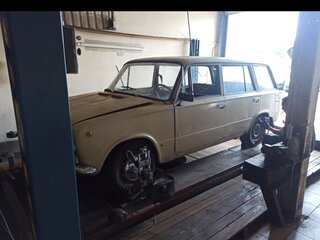 1981 Lada (ВАЗ) 2102, бежевый, 250000 рублей, вид 2