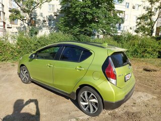 2016 Toyota Aqua I Рестайлинг, зелёный, 1190000 рублей, вид 3