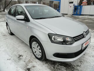 2013 Volkswagen Polo V, серебристый, 1050000 рублей, вид 3