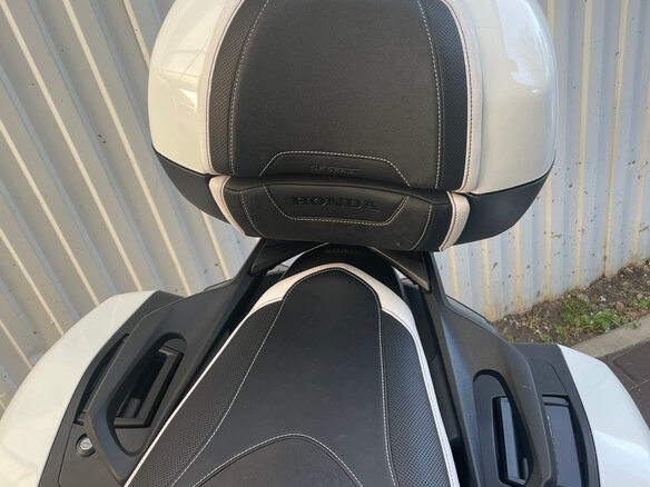 2010 Honda VFR 1200, белый, 825000 рублей - вид 6