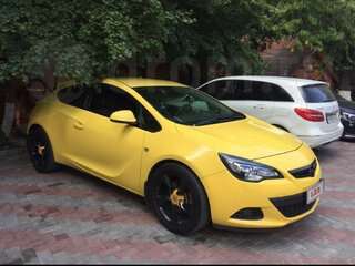 2013 Opel Astra GTC J Рестайлинг, жёлтый, 750000 рублей, вид 5