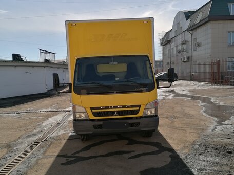 2017 Fuso (Mitsubishi) Canter, жёлтый, 5200000 рублей, вид 1