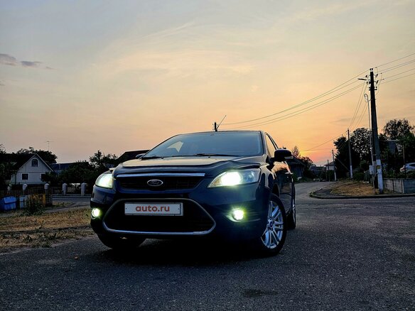 2011 Ford Focus II Рестайлинг, синий, 750000 рублей - вид 4