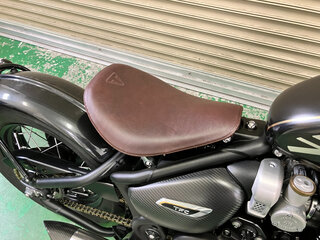 2020 Triumph Bonneville Bobber, чёрный, 1650000 рублей, вид 5