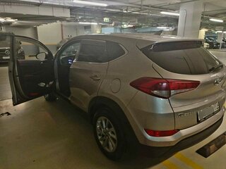 2017 Hyundai Tucson III, бежевый, 2050000 рублей, вид 4