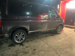 2016 Volkswagen Caravelle T6, пурпурный, 3300000 рублей, вид 4
