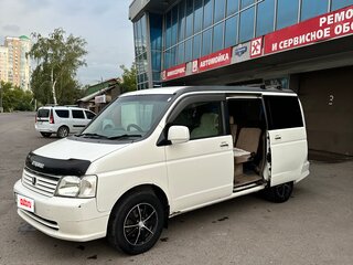 2002 Honda Stepwgn II, белый, 800000 рублей, вид 2