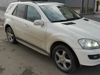 2007 Mercedes-Benz M-Класс 350 II (W164), белый, 2000000 рублей, вид 4