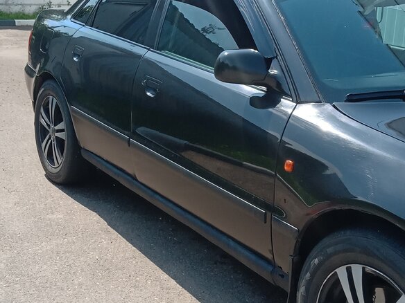 1996 Audi A4 I (B5), чёрный - вид 16