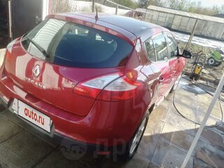 2012 Renault Megane III Рестайлинг, красный, 630000 рублей, вид 2