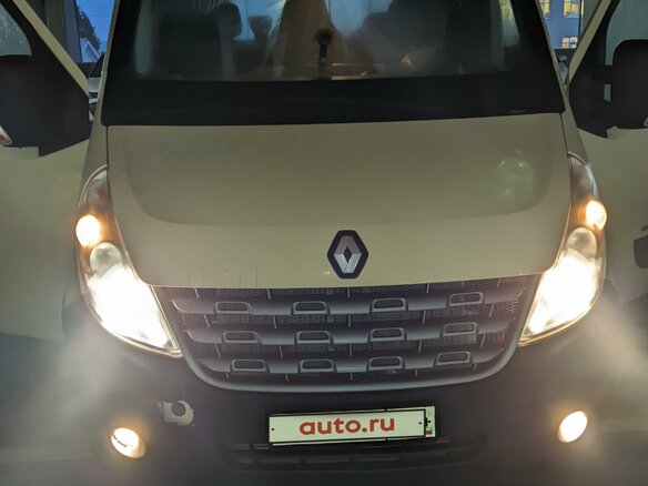 2014 Renault Master, бежевый, 1300000 рублей - вид 11