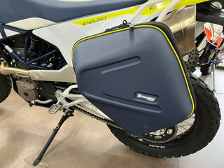 2024 Husqvarna 701 Enduro, белый, 1100000 рублей, вид 4