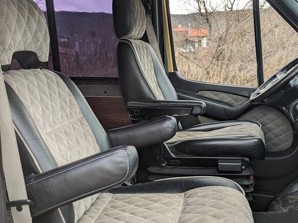 2005 Mercedes-Benz Sprinter, жёлтый, 3300000 рублей - вид 14