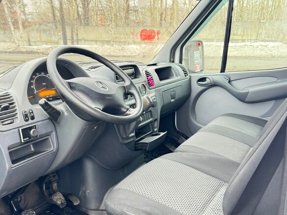 2018 Mercedes-Benz Sprinter Classic, белый, 2000000 рублей - вид 2