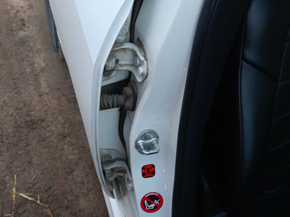 2011 Mazda 6 II (GH) Рестайлинг, белый, 650000 рублей - вид 23