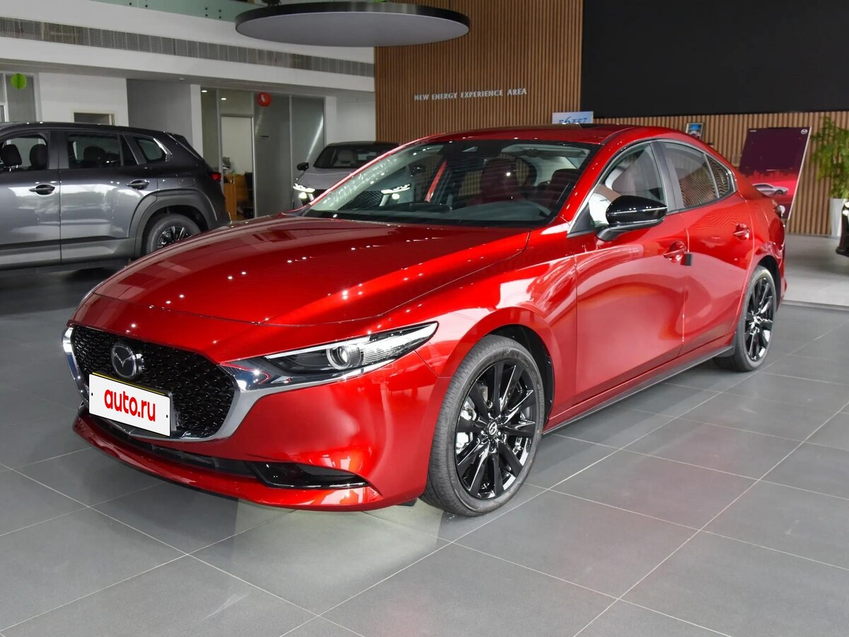 Открыть фотографии: Mazda 3 IV (BP)