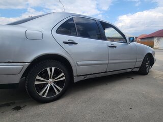 1998 Mercedes-Benz E-Класс 230 II (W210, S210), серый, 350000 рублей, вид 5