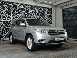 2011 Toyota Highlander II (XU40) Рестайлинг, серебристый, 2550000 рублей, вид 1