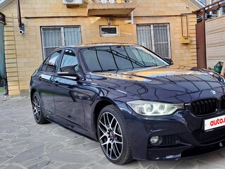 2016 BMW 3 серии 320i xDrive VI (F3x) Рестайлинг, синий, 2450000 рублей, вид 5