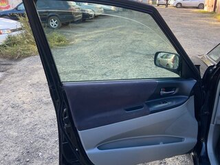 2001 Toyota Opa I, чёрный, 570000 рублей, вид 5