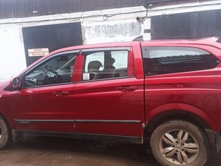 2011 SsangYong Actyon Sports I, красный, 1250000 рублей, вид 4