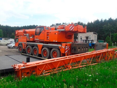 2013 Liebherr LTM краны с телескопической стрелой, красный, 75399457 рублей, вид 4