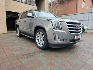2018 Cadillac Escalade IV, бежевый, 7150000 рублей, вид 3