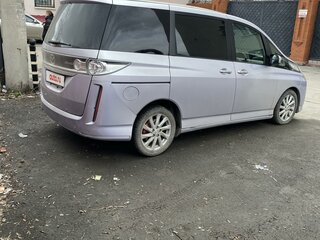 2008 Mazda Biante, серый, 1150000 рублей, вид 3